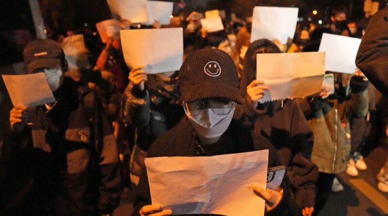 anti-Covid demonstrator in China